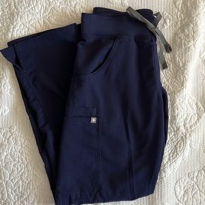 FIGS KADE CARGO SCRUB BOTTOM